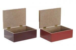 Caja de madera estilo boho en dos colores lila y rojo
