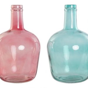 ChatGPT Estos jarrones de cristal reciclado destacan por sus suaves tonos rosa y azul. Con una base ancha que se estrecha hacia la boca, combinan elegancia y sostenibilidad. Ideales para cualquier estilo de decoración, añaden un toque de originalidad y conciencia ecológica a tu hogar. Cada pieza es única, reflejando la historia del cristal reciclado y aportando durabilidad y calidad.