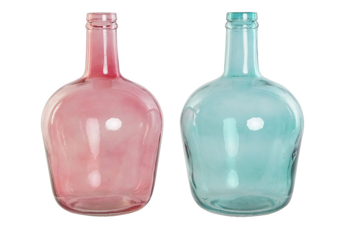 ChatGPT Estos jarrones de cristal reciclado destacan por sus suaves tonos rosa y azul. Con una base ancha que se estrecha hacia la boca, combinan elegancia y sostenibilidad. Ideales para cualquier estilo de decoración, añaden un toque de originalidad y conciencia ecológica a tu hogar. Cada pieza es única, reflejando la historia del cristal reciclado y aportando durabilidad y calidad.